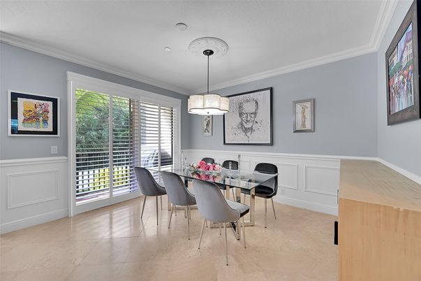 Dining room, Interior, Pendant Lights