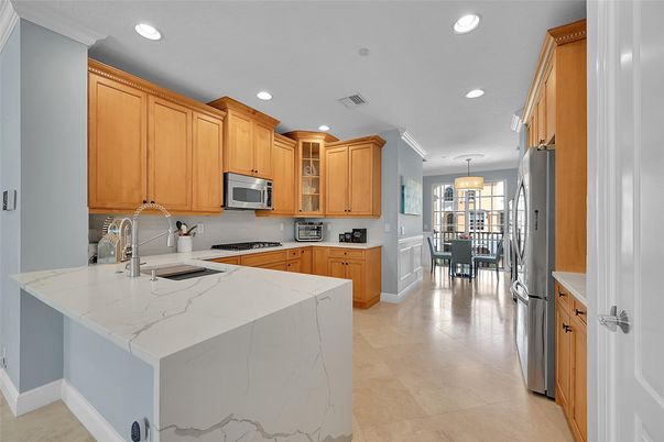 Chandelier, Dining room, Interior, Kitchen, Recessed Lighting