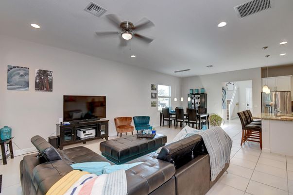 Dining room, Interior, Living room, Pendant Lights, Recessed Lighting