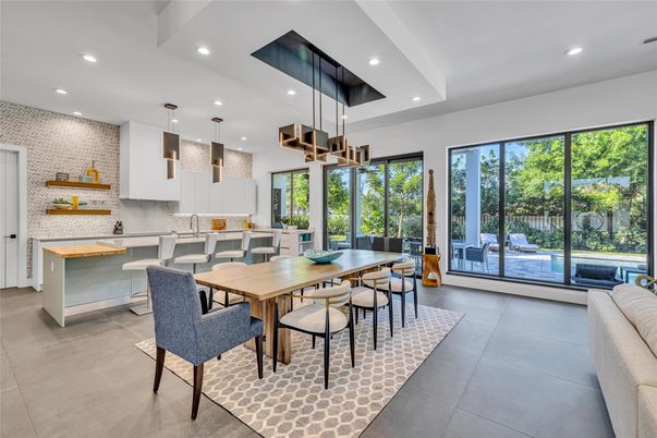Dining room, Interior, Kitchen, Pendant Lights, Recessed Lighting