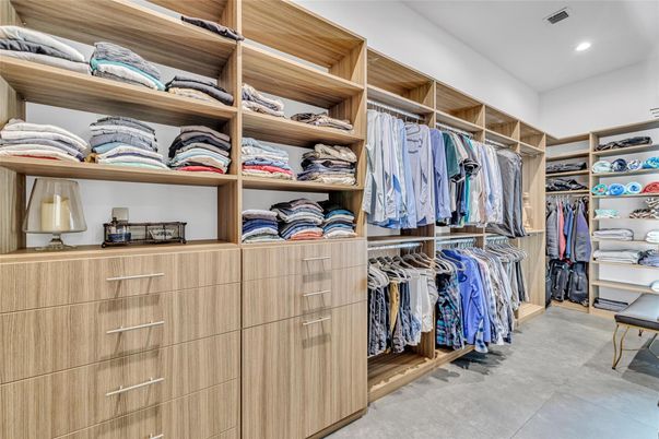Interior, Recessed Lighting, Walk-in Closets