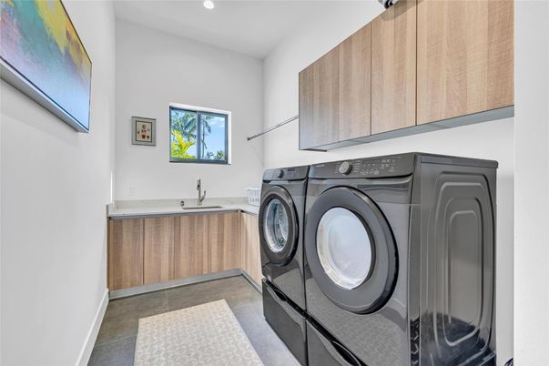 Interior, Recessed Lighting, Washer