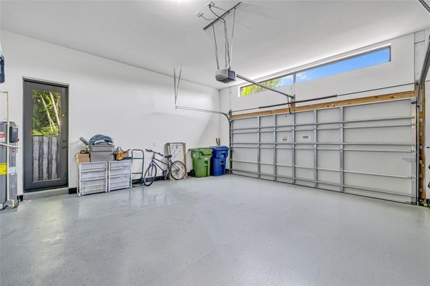 Garage, Interior
