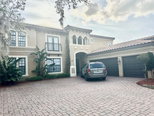 Attached, Exterior, Facade, Mediterranean