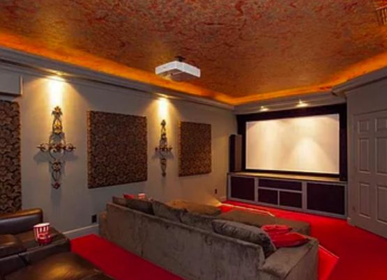 Interior, Projection Screen, Recessed Lighting, Theatre Room