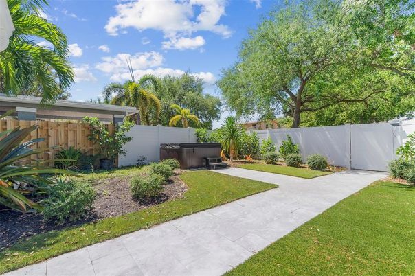 Backyard, Exterior, Hot Tub
