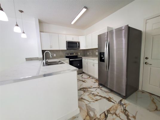 Interior, Kitchen, Pendant Lights, Stainless Steel Appliances
