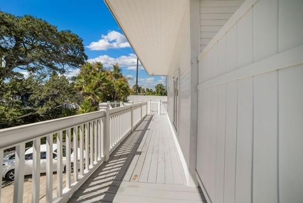 Exterior, Wood Texture Flooring