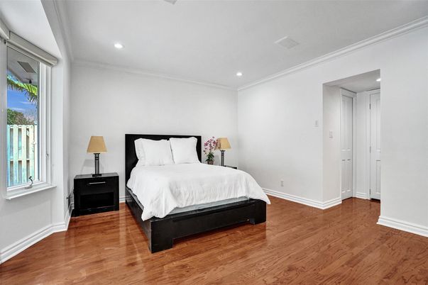 Bedroom, Interior, Recessed Lighting, Wood Texture Flooring