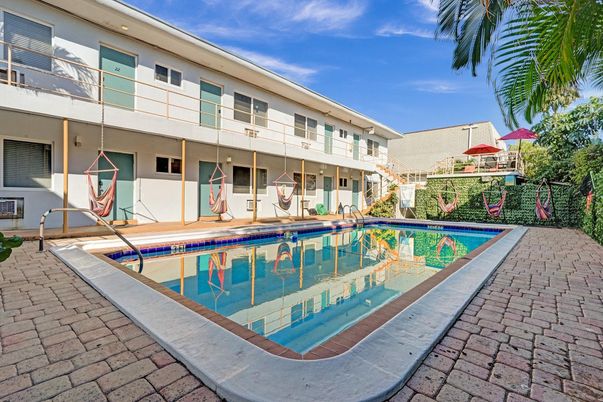 Exterior, Pool