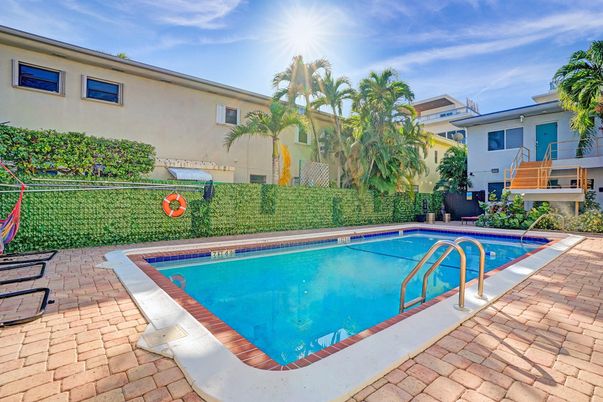 Exterior, Pool