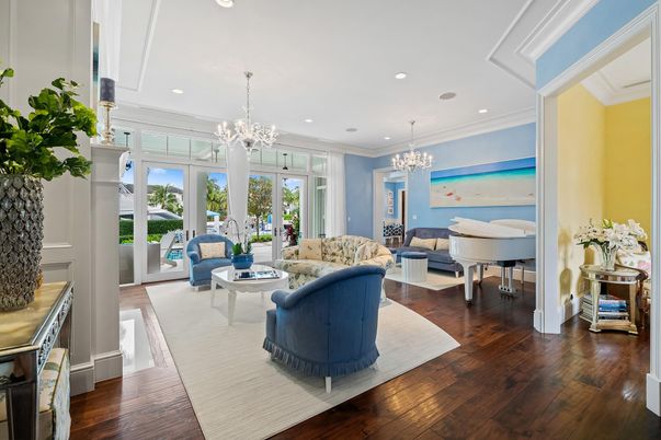 Chandelier, Interior, Living room, Piano, Recessed Lighting, Wood Texture Flooring