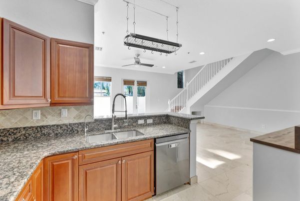 Interior, Kitchen, Marble, Recessed Lighting