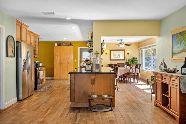 Dining room, Interior, Kitchen, Recessed Lighting, Wood Texture Flooring