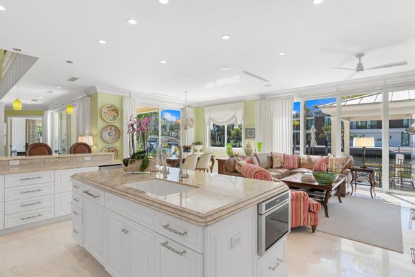 Dining room, Interior, Kitchen, Living room, Pendant Lights, Recessed Lighting