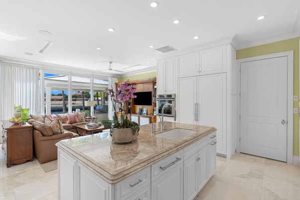 Interior, Kitchen, Living room, Recessed Lighting, Stainless Steel Appliances, Water