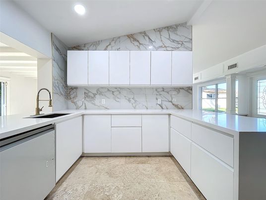 Interior, Kitchen, Marble Walls, Recessed Lighting