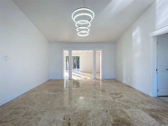 Empty room, Interior, Pendant Lights