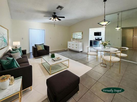 Dining room, Interior, Living room, Pendant Lights