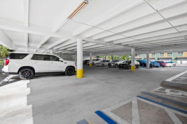 Garage, Interior