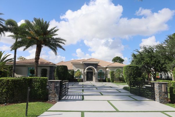 Backyard, Exterior, Facade, Mediterranean