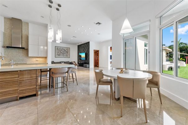 Dining room, Interior, Kitchen, Pendant Lights, Recessed Lighting