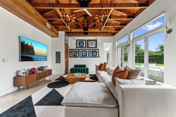 Interior, Living room, Wooden Beams, Wooden Ceilings