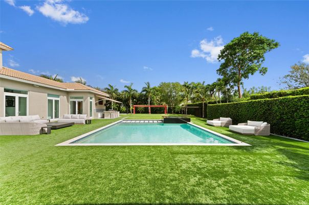 Backyard, Exterior, Pool