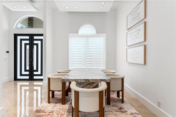 Dining room, Interior, Recessed Lighting