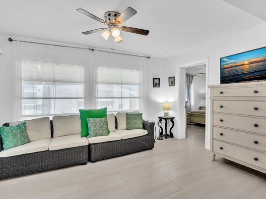 Bedroom, Interior, Living room