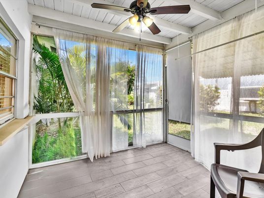 Empty room, Interior, Sun Room, Wood Texture Flooring