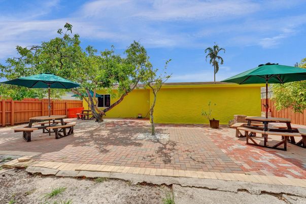 Backyard, Exterior