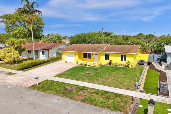 Attached, Backyard, Exterior, Facade, Ranch