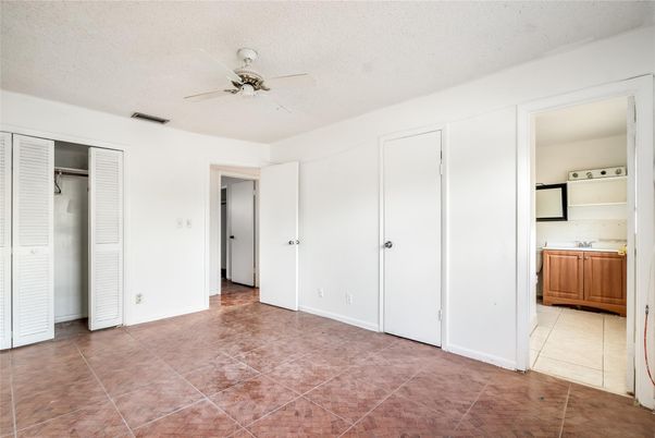 Bathroom, Empty room, Interior