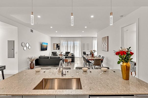 Dining room, Interior, Living room, Pendant Lights, Recessed Lighting