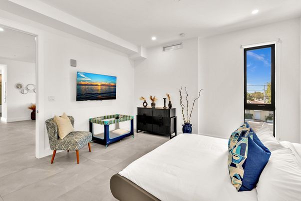 Bedroom, Interior, Recessed Lighting