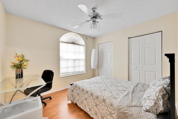 Bedroom, Home Office, Interior, Wood Texture Flooring