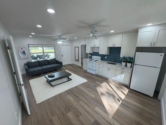 Interior, Kitchen, Living room, Recessed Lighting, Wood Texture Flooring