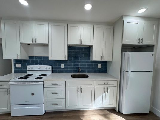 Interior, Kitchen, Recessed Lighting, Wood Texture Flooring