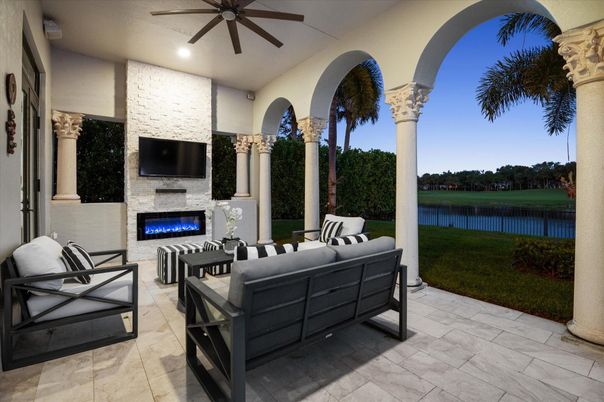 Exterior, Fireplace, Recessed Lighting, Water