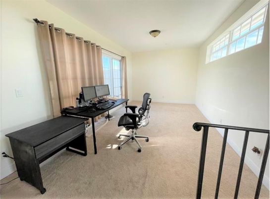 Home Office, Interior