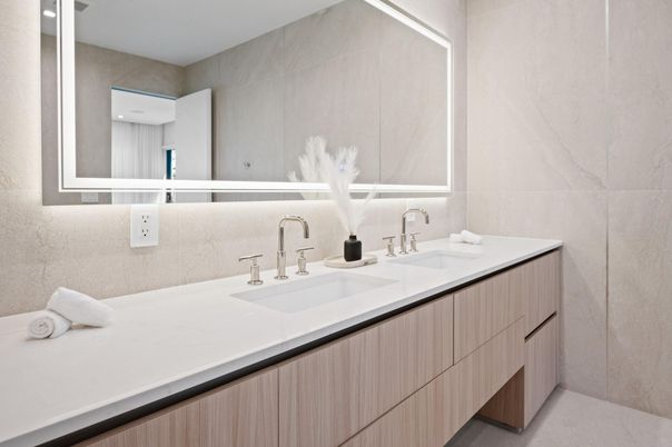 Bathroom, Dual Sink Vanities, Interior