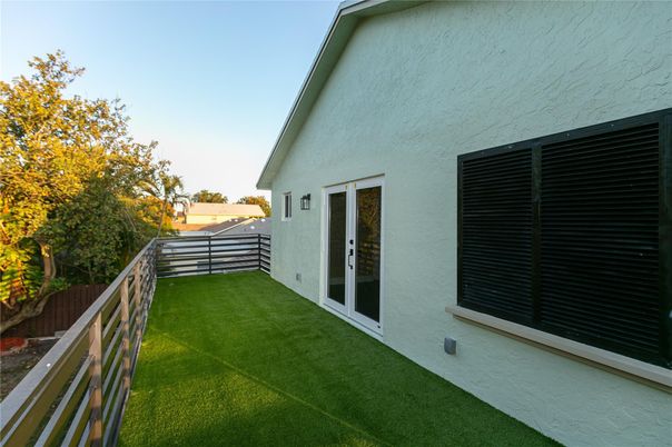 Backyard, Exterior