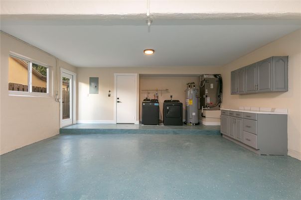 Interior, Recessed Lighting, Washer