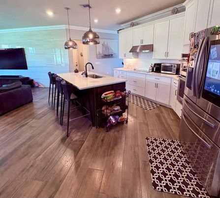 Interior, Kitchen, Pendant Lights, Recessed Lighting, Wood Texture Flooring