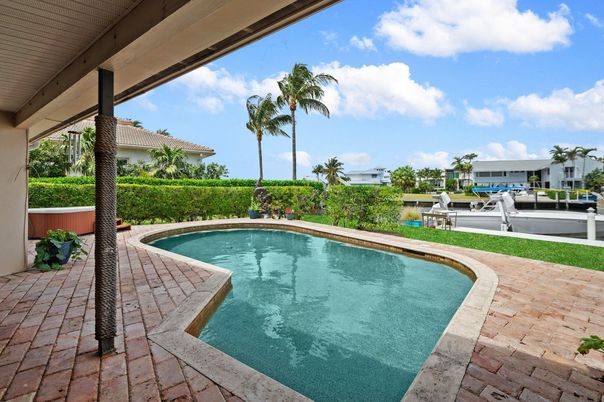 Exterior, Pool, Water