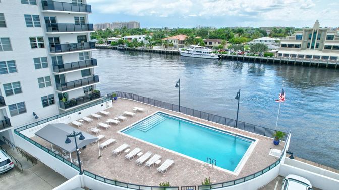 Exterior, Pool, Water