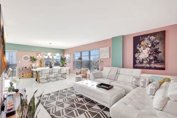 Interior, Living room, Pendant Lights