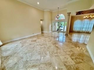 Chandelier, Empty room, Interior, Pendant Lights, Recessed Lighting