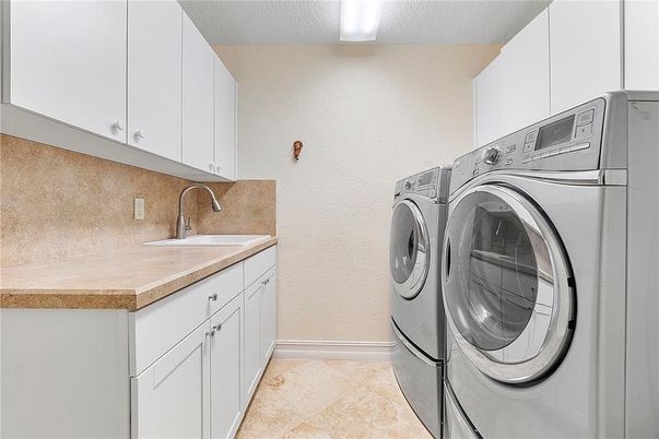 Interior, Washer